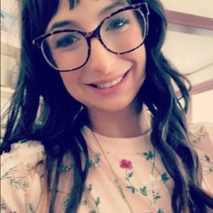 Meet your Posher, Kristina